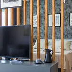 Nyaraló Cubic *