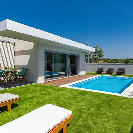 Holiday home Cubic