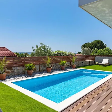 Cubic Holiday home Pula