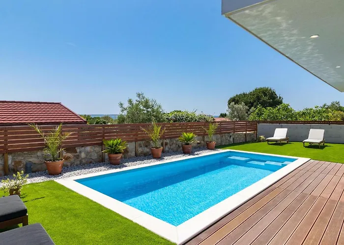 Cubic Vakantiehuis Pula